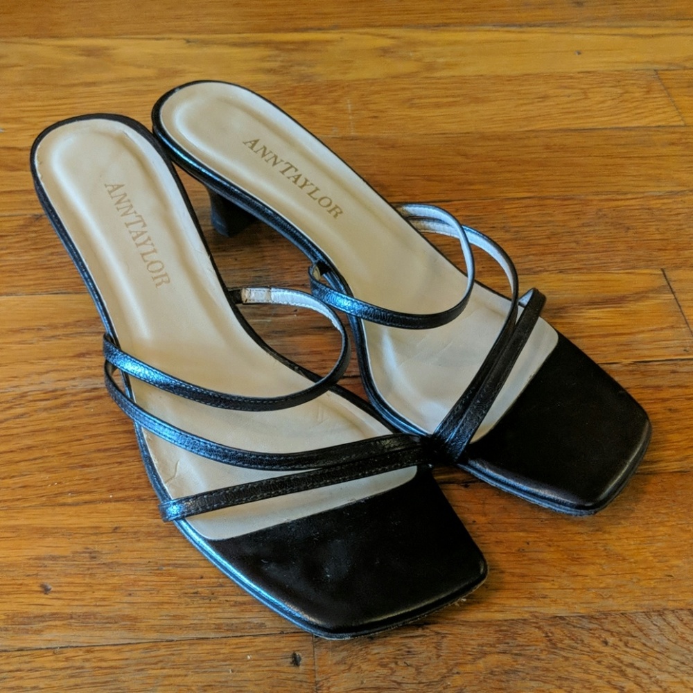 Ann Taylor kitten heel Strappy sandals